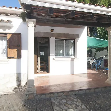 Villa Casa Con Jardin, Barbacoa Y Aire Acondicionado En Zona Tranquila De L'escala - Hisp-7-15 Torroella De Montgri